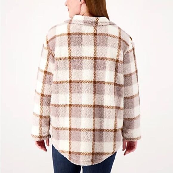 Koolaburra by UGG Brushed Back Sherpa Cozy Shacket - Picture 2 of 5